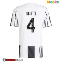 Moške Nogometnih dresov Juventus Federico Gatti #4 Domači 2025-26 Kratki rokavi